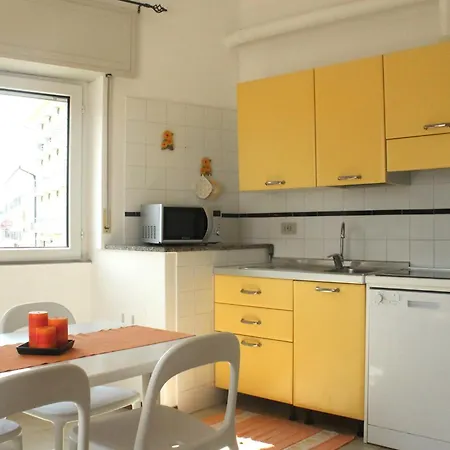 Fiorella Aparthotel
