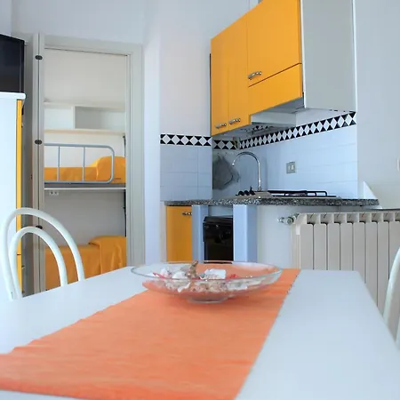 Fiorella Aparthotel 3*